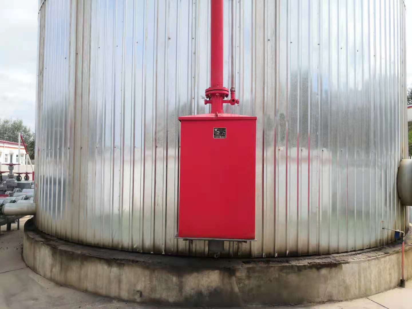 原油储罐环境恶劣的地方可以用烟雾灭火系统吗